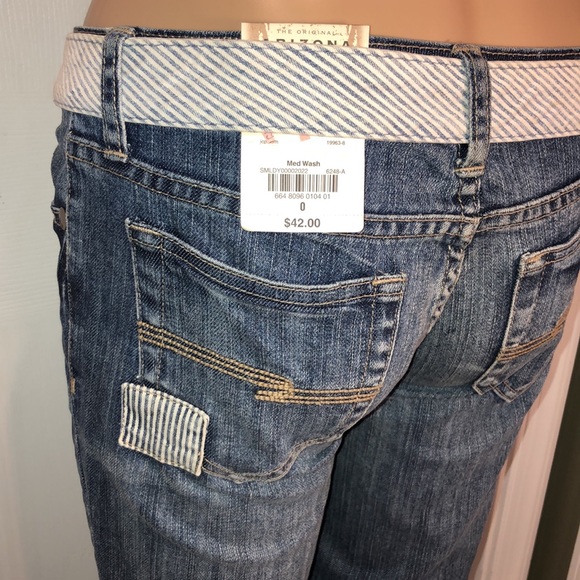 Arizona Jean Capris. NWT. 0 - Picture 6 of 11